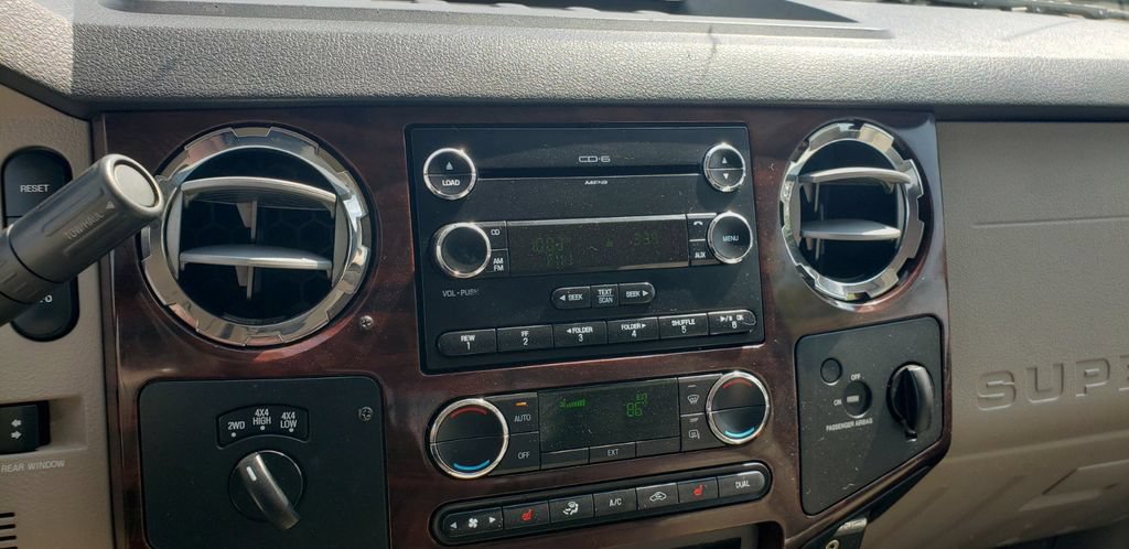 Used 2010 Ford F350 Lariat AWD/4WD image 10