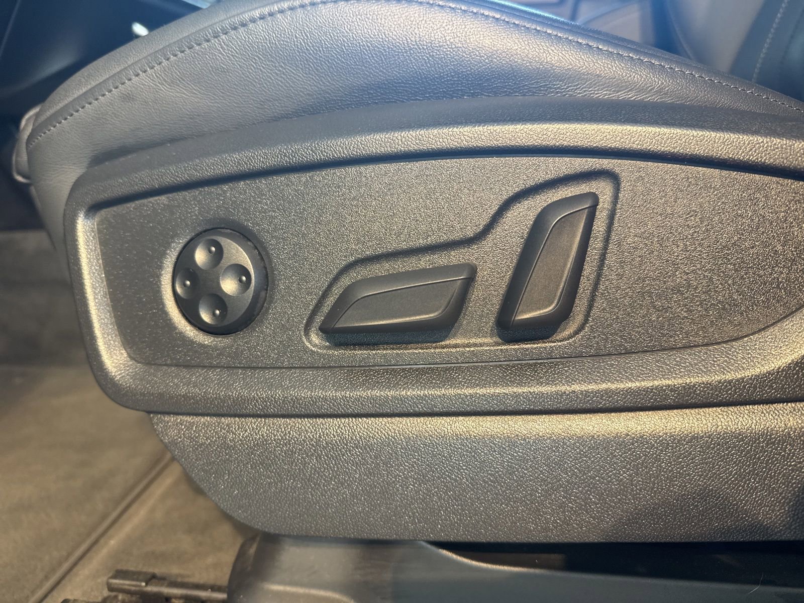 Used 2024 Audi Q5 2.0T Premium Plus image 24