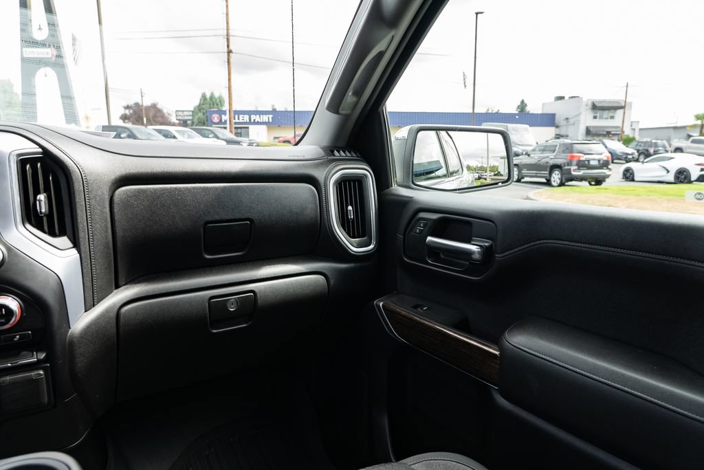 Used 2020 GMC Sierra 1500 SLE w/ X31 Off-Road Package AWD/4WD image 11