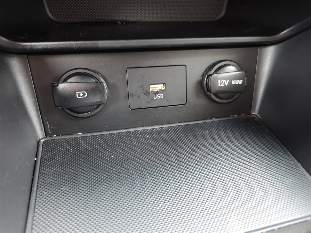 Certified 2023 Hyundai Kona SE image 32