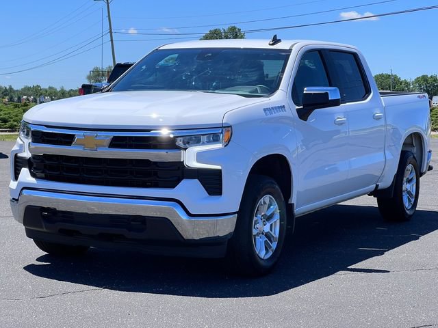 Used 2024 Chevrolet Silverado 1500 LT AWD/4WD image 38
