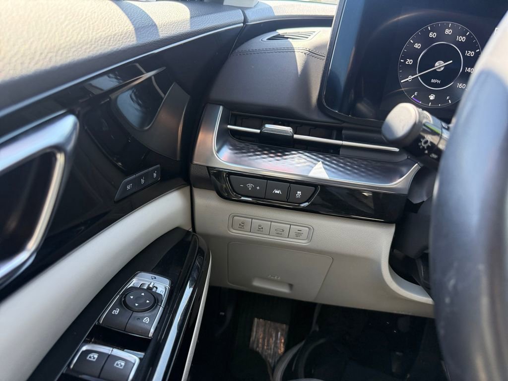 Used 2024 Kia Carnival SX Prestige FWD image 22