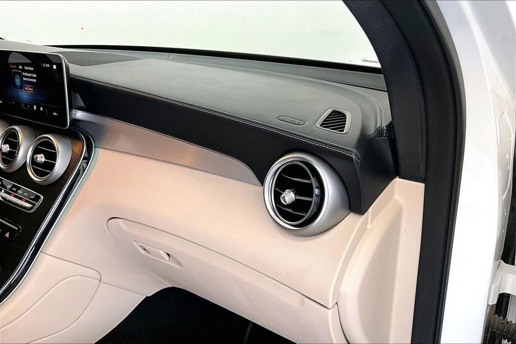 Used 2023 Mercedes-Benz GLC 300 4MATIC Coupe image 22