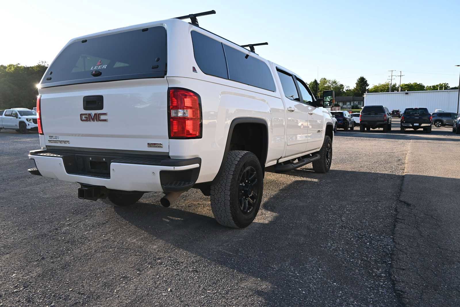 Used 2018 GMC Sierra 2500 SLT w/ All Terrain HD Package AWD/4WD image 14