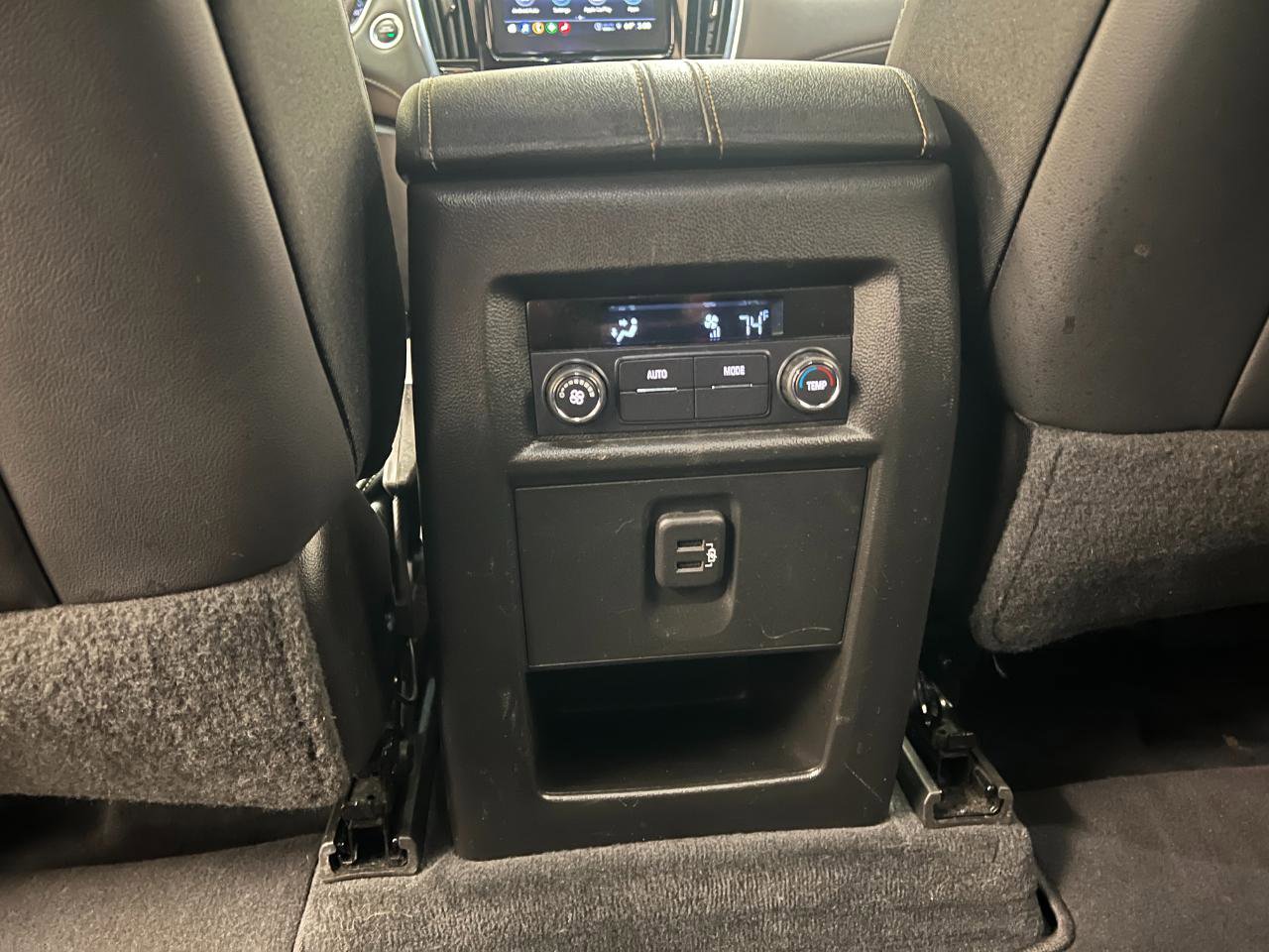 Used 2023 Chevrolet Traverse LT FWD image 56