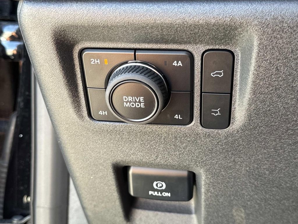 Certified 2025 Ford Expedition Max Active AWD/4WD image 19