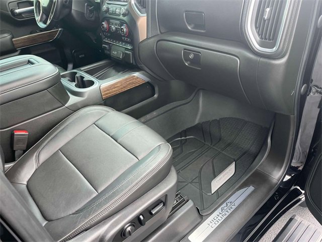 Used 2021 Chevrolet Silverado 1500 High Country w/ Technology Package image 23