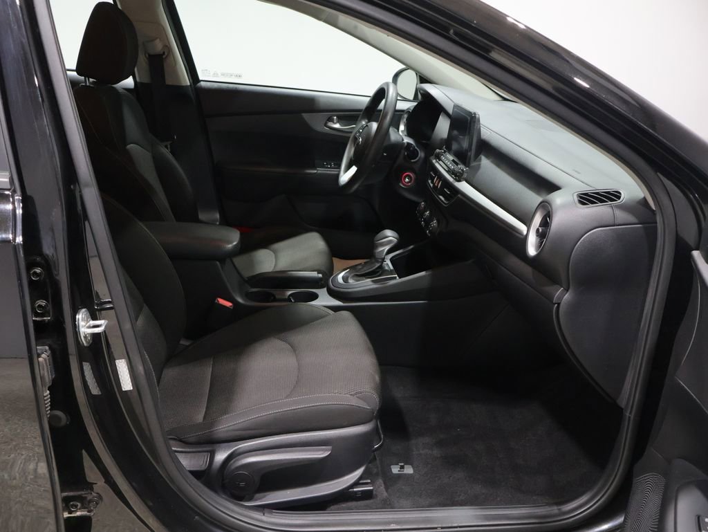 Used 2020 Kia Forte LXS image 22