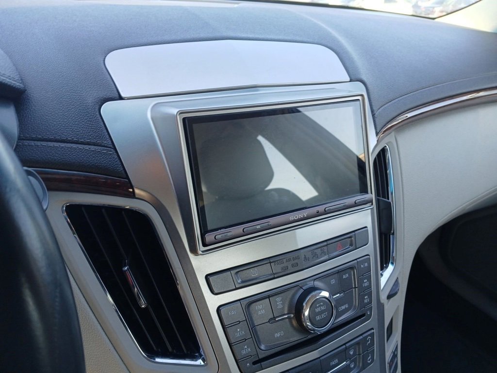 Used 2010 Cadillac CTS Luxury image 7