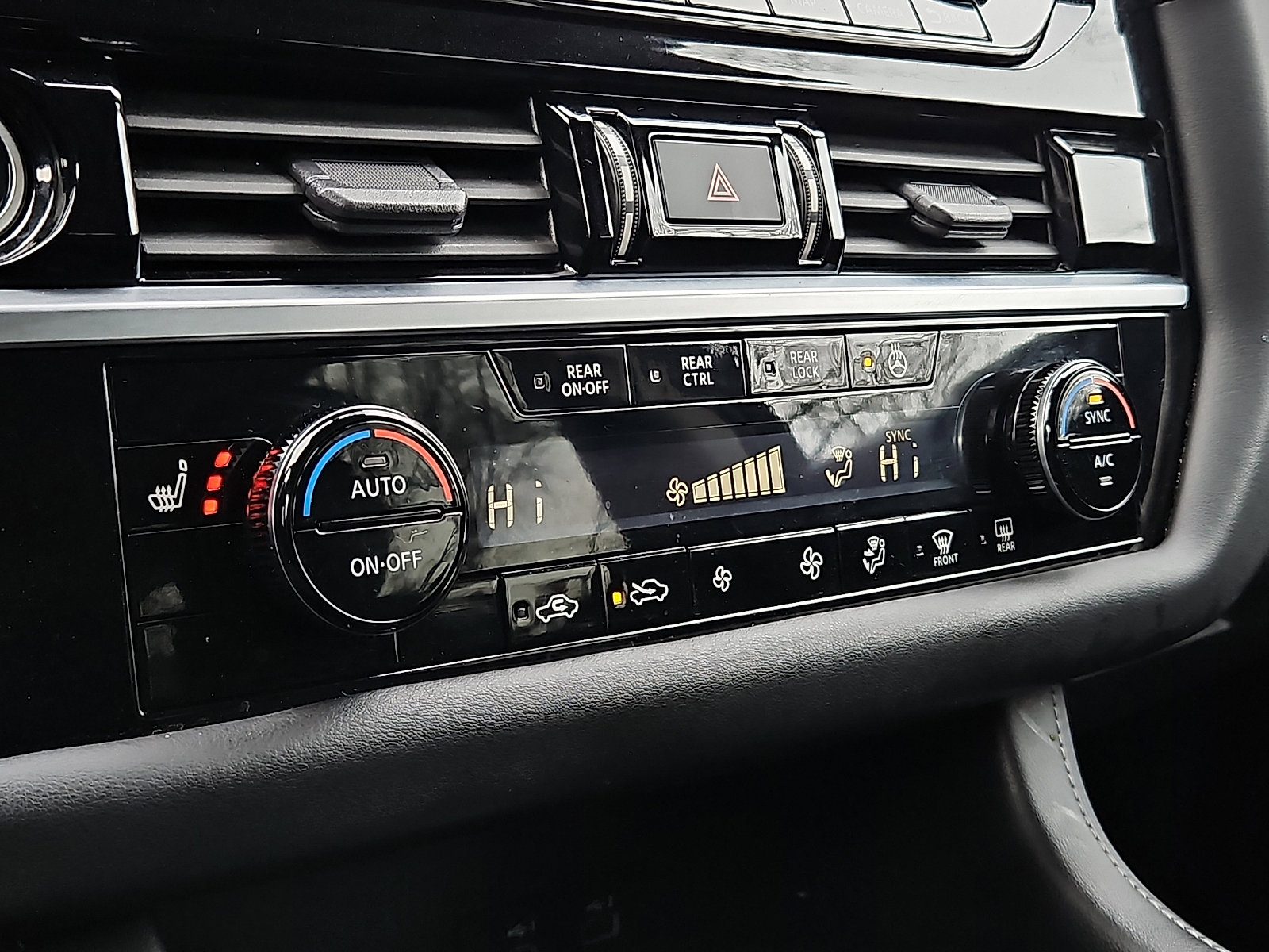 Certified 2023 Nissan Pathfinder SL image 14