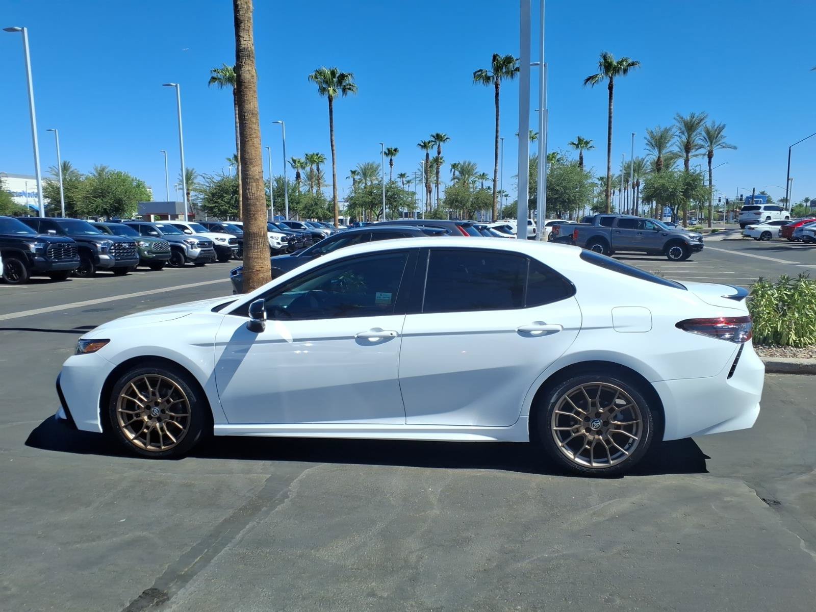Certified 2023 Toyota Camry SE FWD image 7
