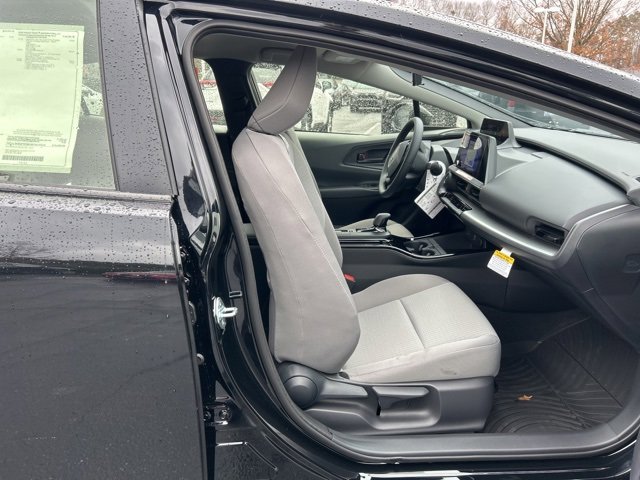New 2026 Toyota Prius LE image 15