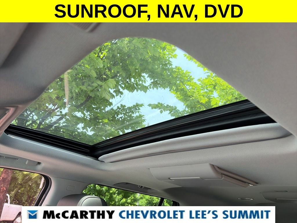 Used 2019 Chevrolet Suburban Premier AWD/4WD image 6