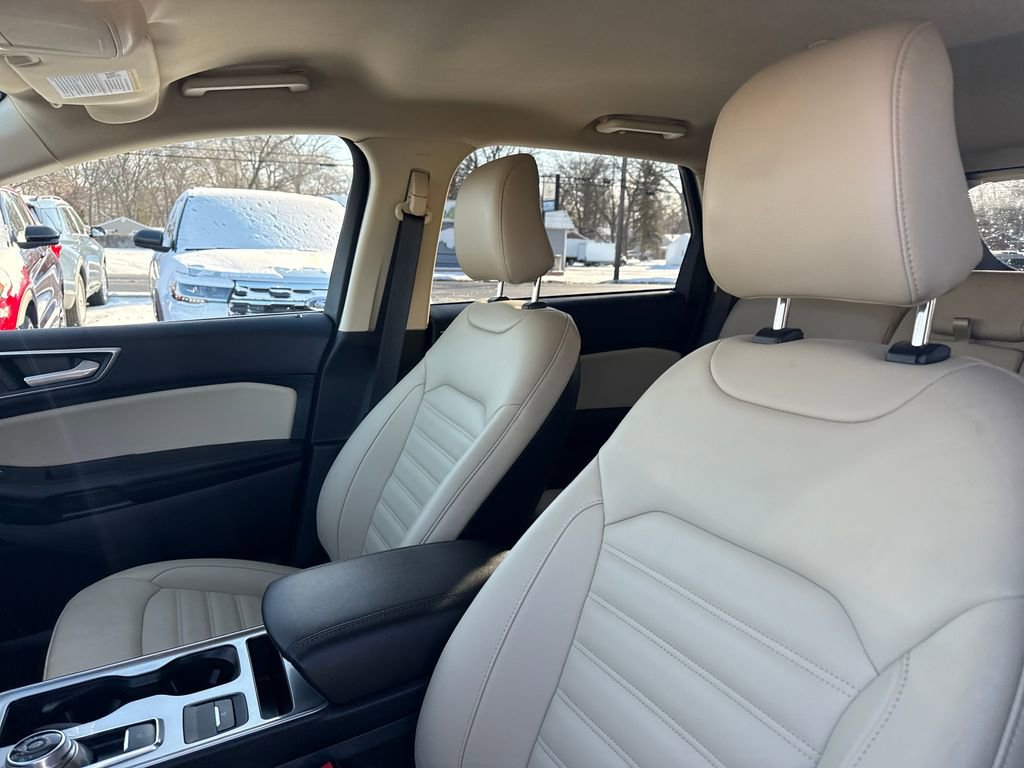 Used 2023 Ford Edge SEL w/ Convenience Package image 23