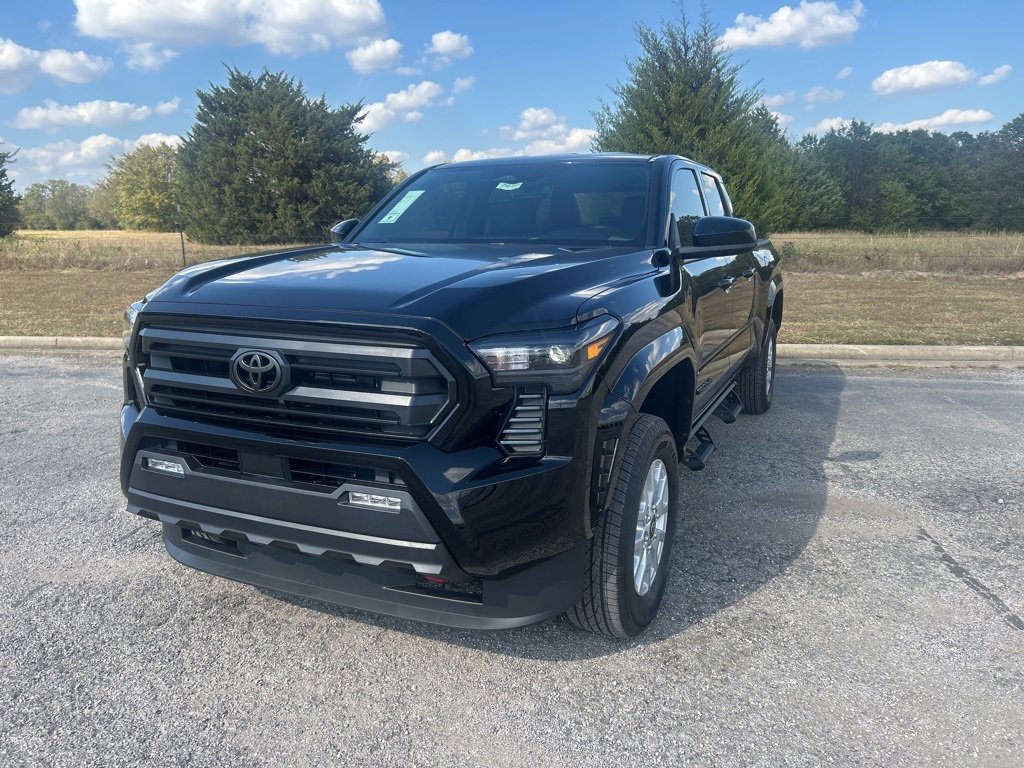 New 2025 Toyota Tacoma SR5 video 1