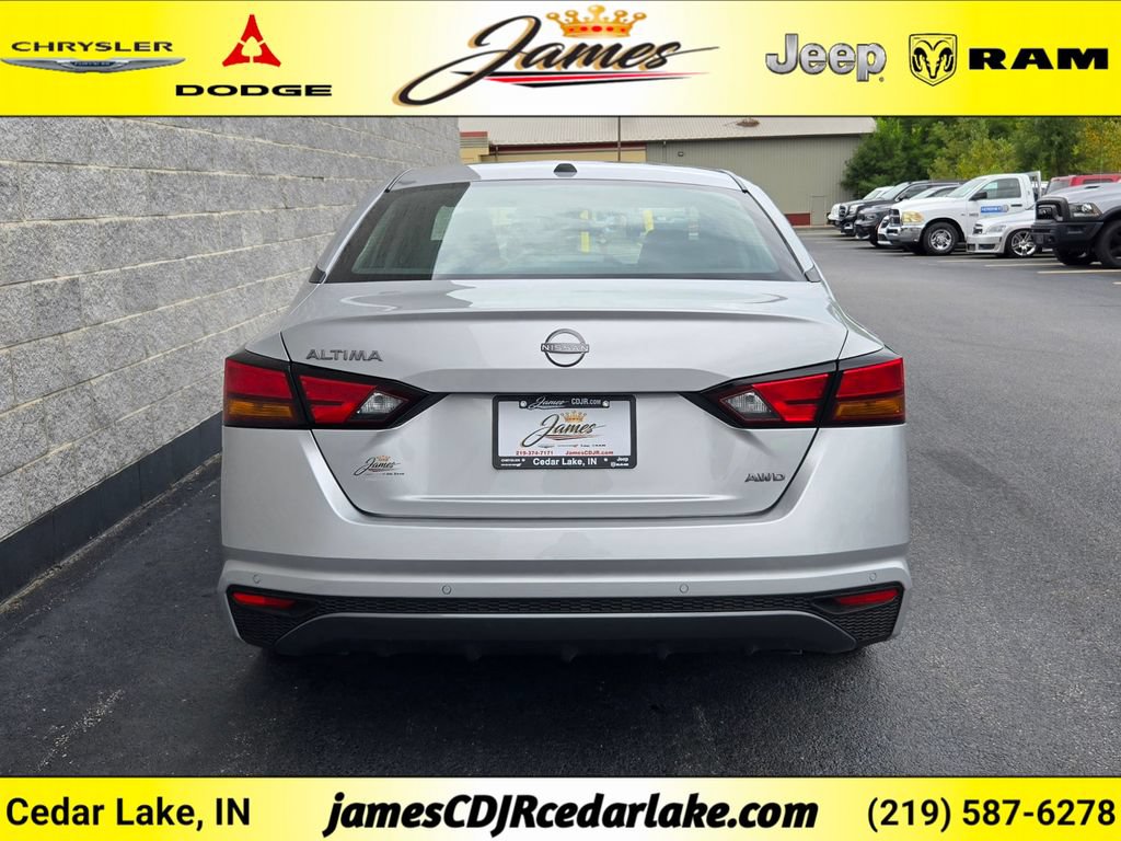 Used 2026 Nissan Altima 2.5 SV AWD/4WD image 4