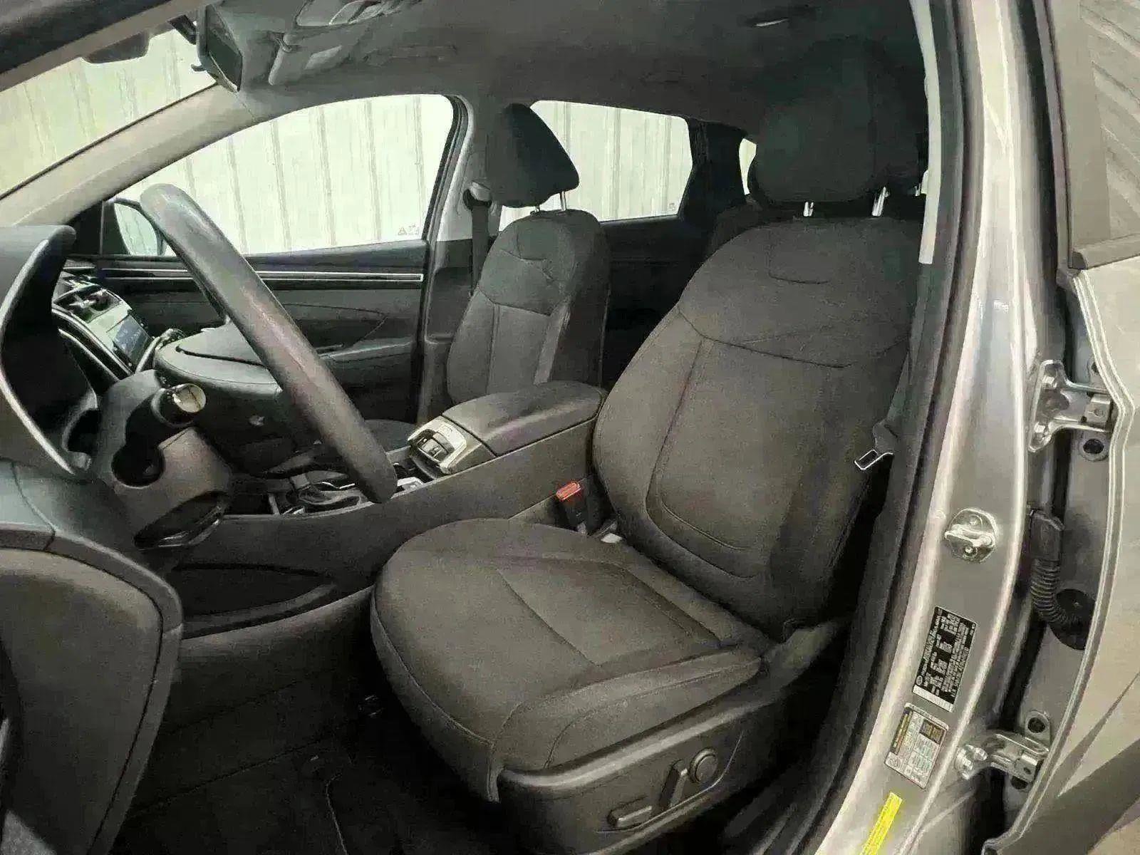 Used 2022 Hyundai Tucson SEL image 3