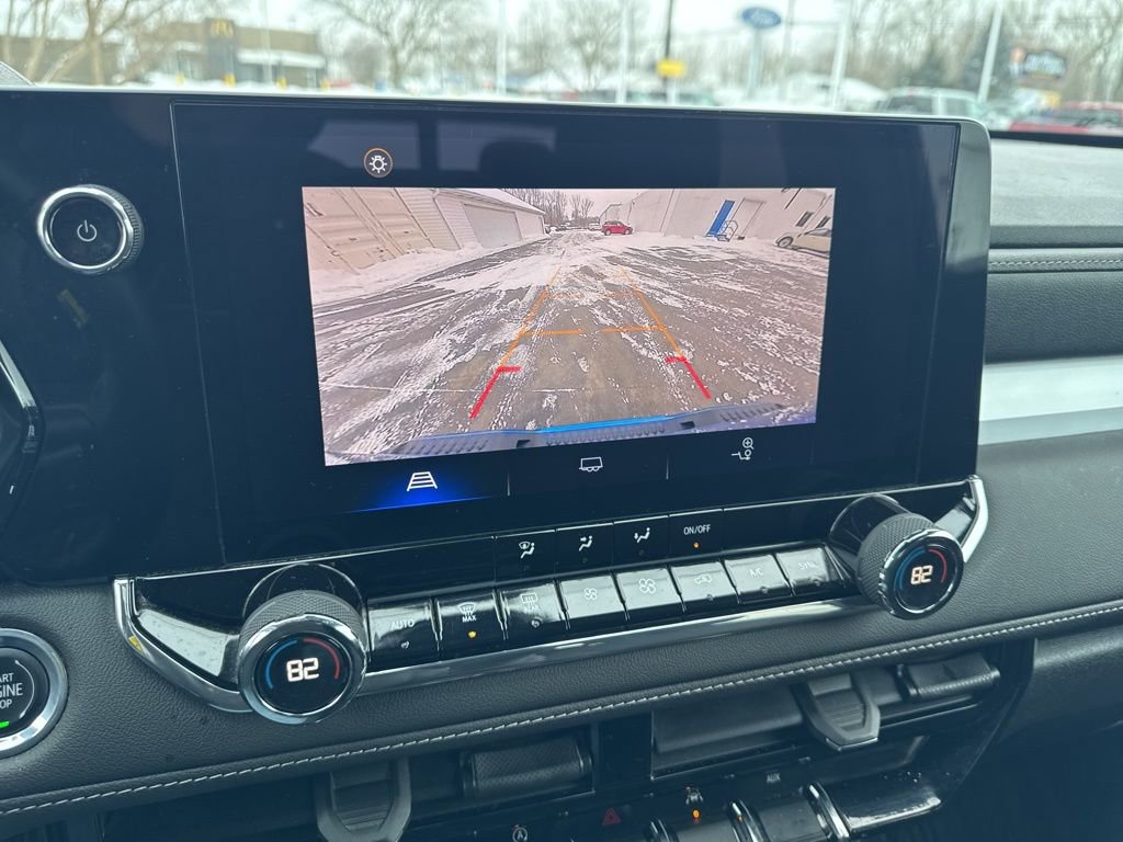 Used 2023 Chevrolet Colorado LT w/ LT Convenience Package image 24