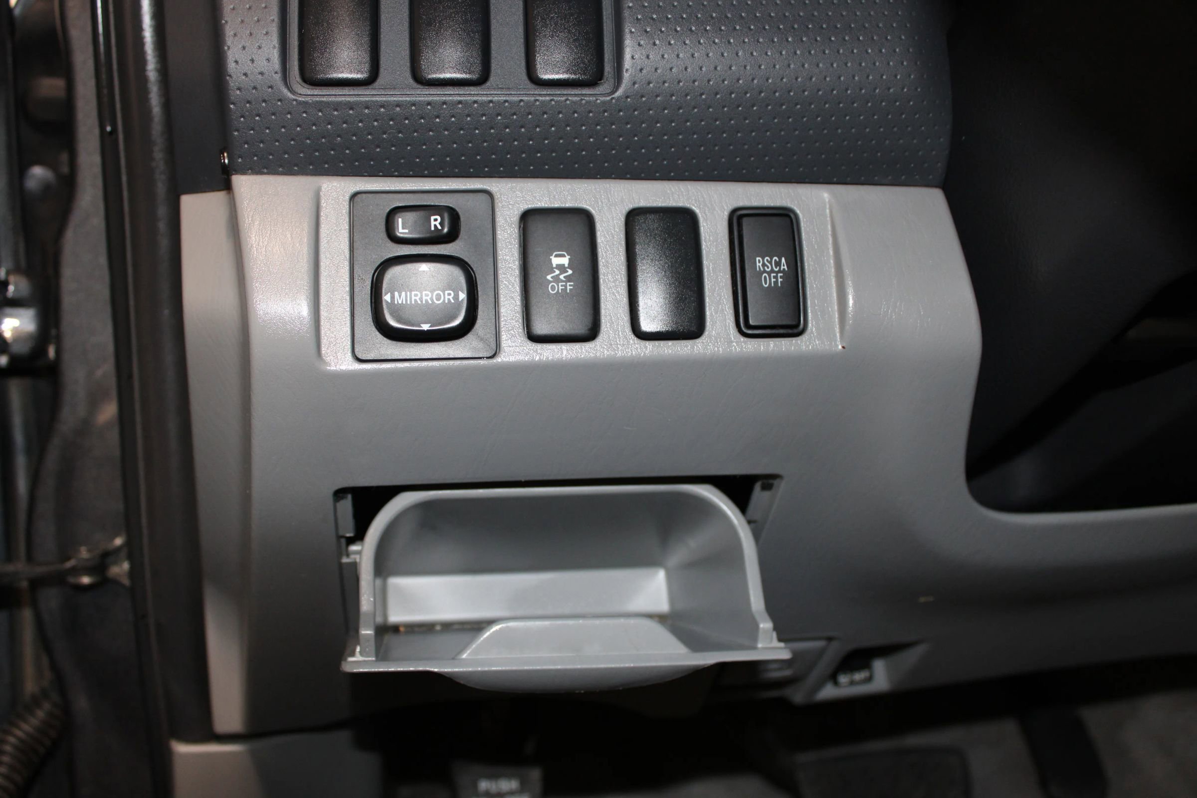 Used 2010 Toyota Tacoma 2WD Access Cab image 11
