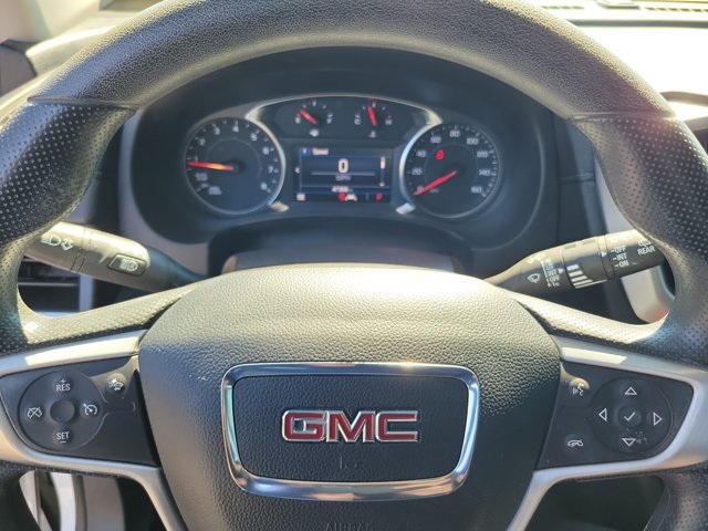 Used 2024 GMC Terrain SLE w/ Driver Convenience Package FWD image 22