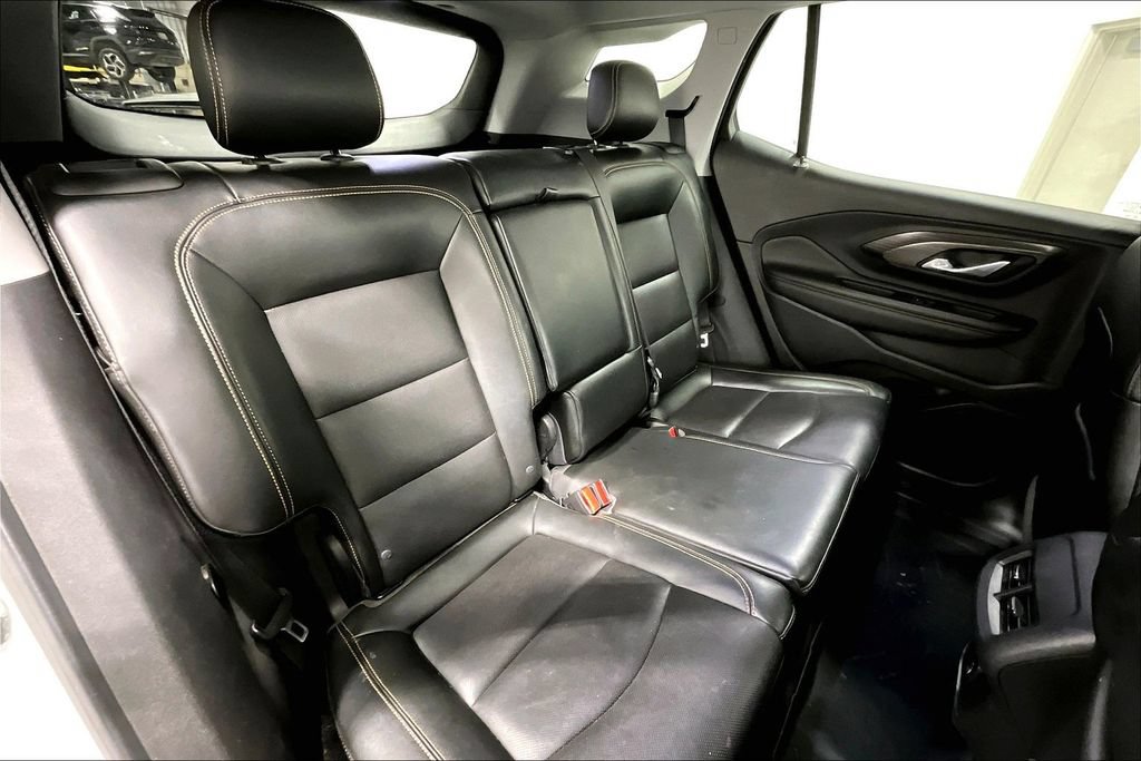 Used 2019 GMC Terrain SLT w/ Preferred Package FWD image 31
