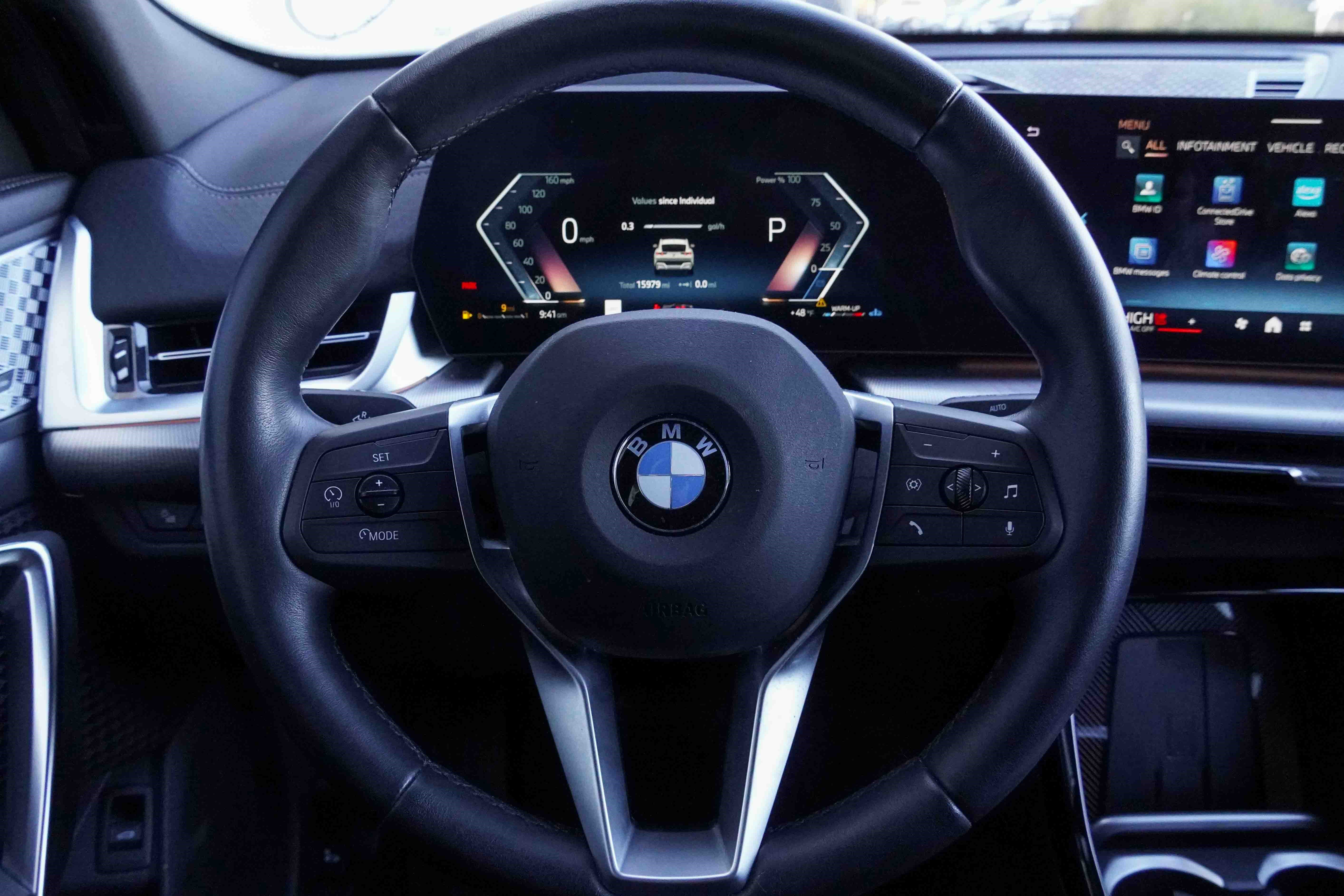 Certified 2025 BMW X2 xDrive28i w/ Premium Package image 18