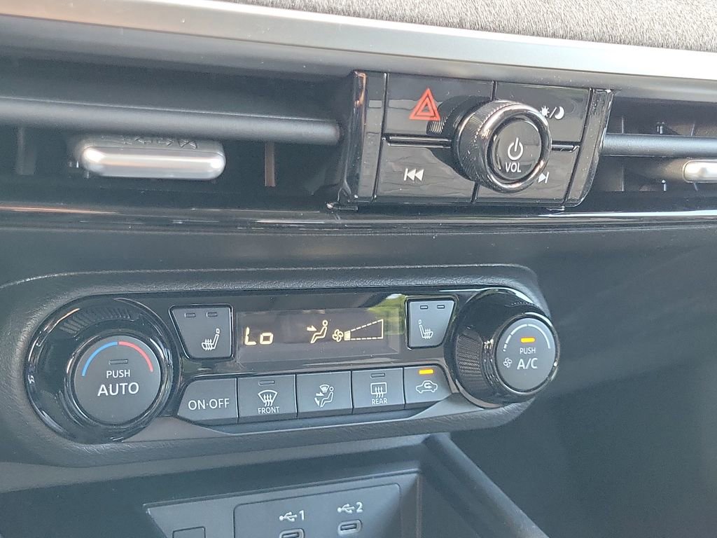 New 2026 Nissan Kicks SV image 30