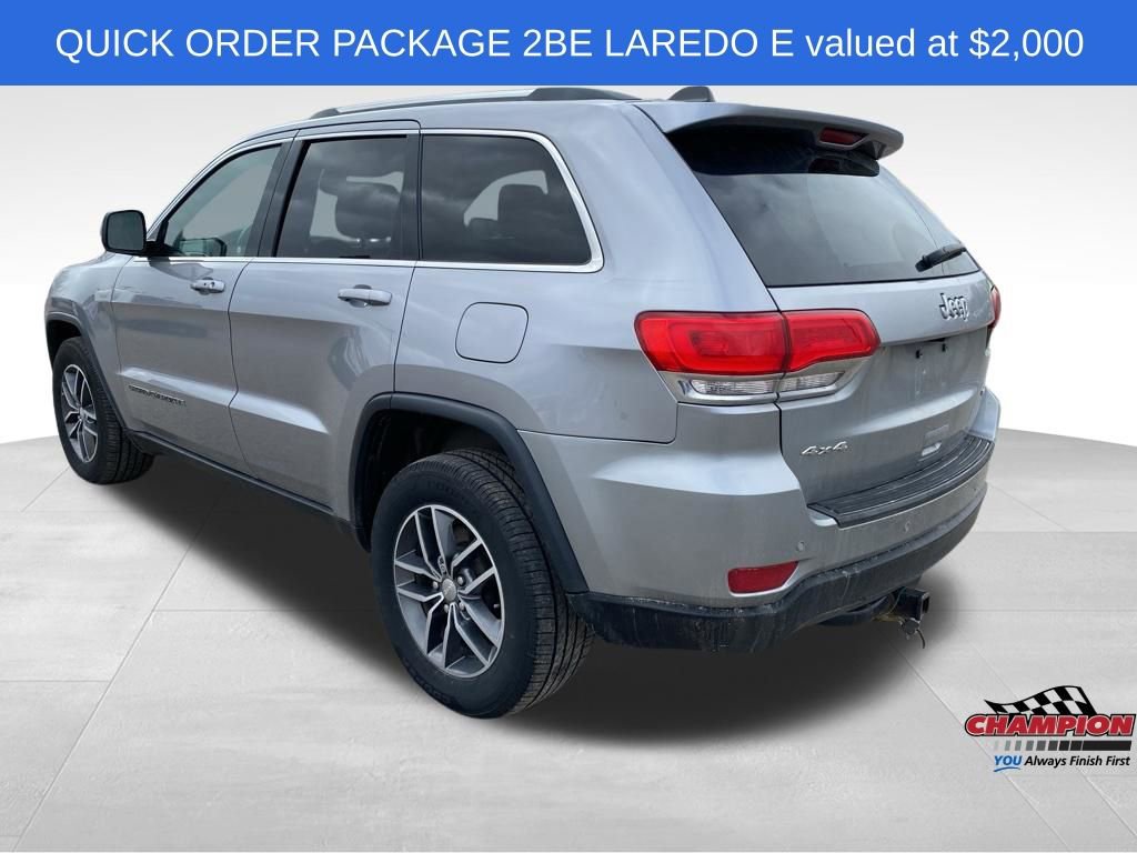 Used 2018 Jeep Grand Cherokee Laredo image 3