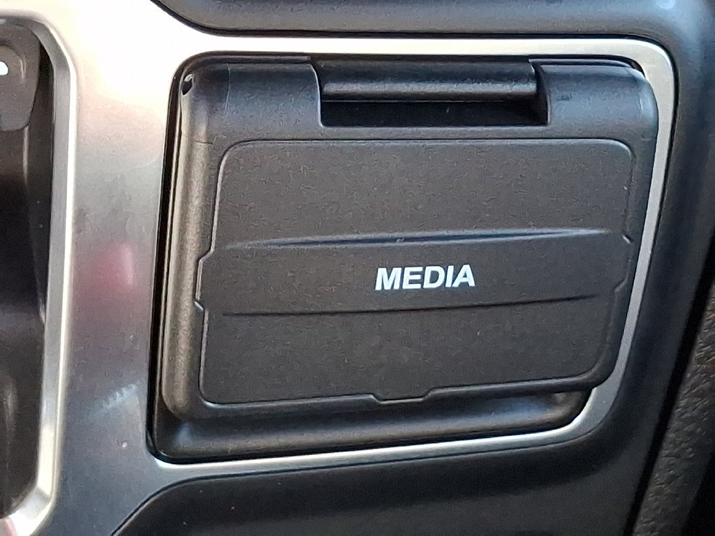 Used 2025 Jeep Wrangler Sport AWD/4WD image 24
