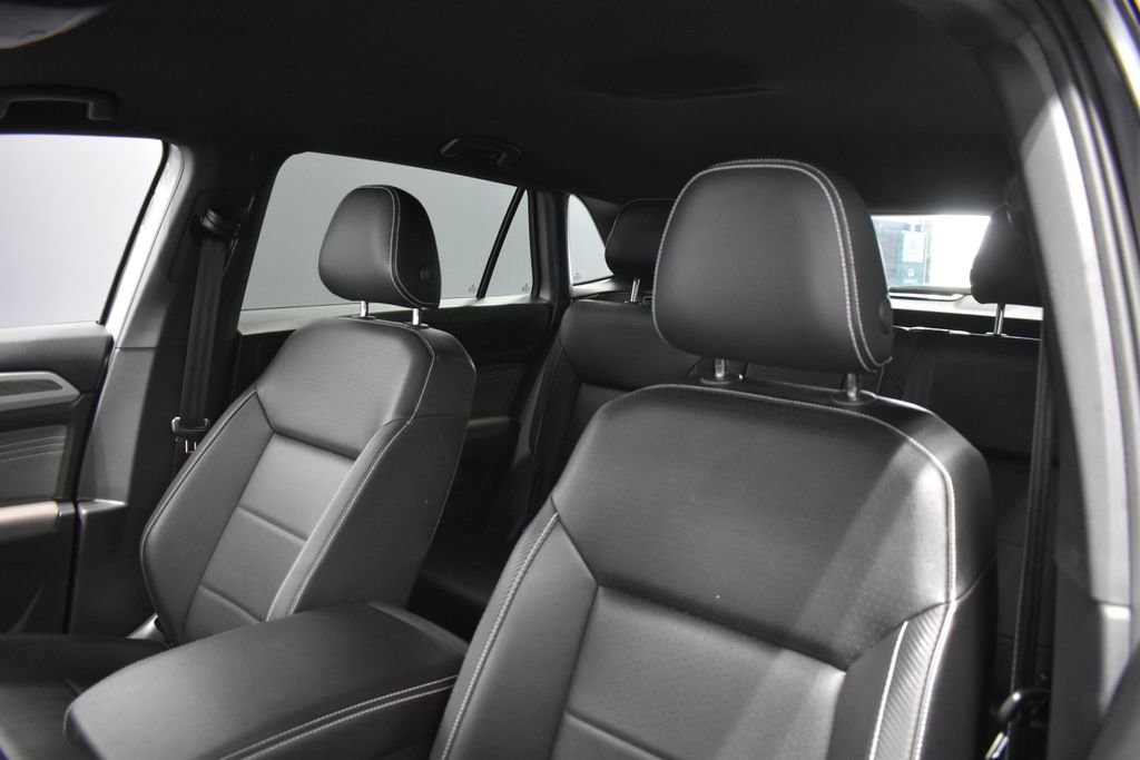 Used 2023 Volkswagen Atlas Cross Sport SE image 16