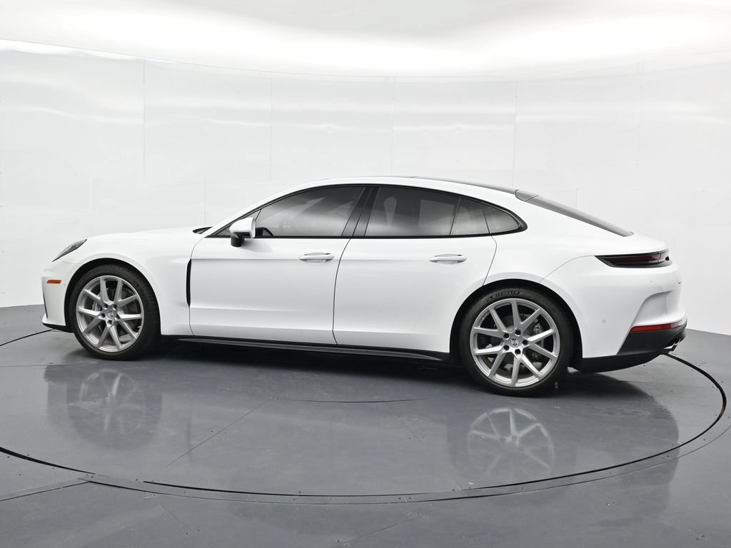 Certified 2024 Porsche Panamera 4 AWD/4WD image 3
