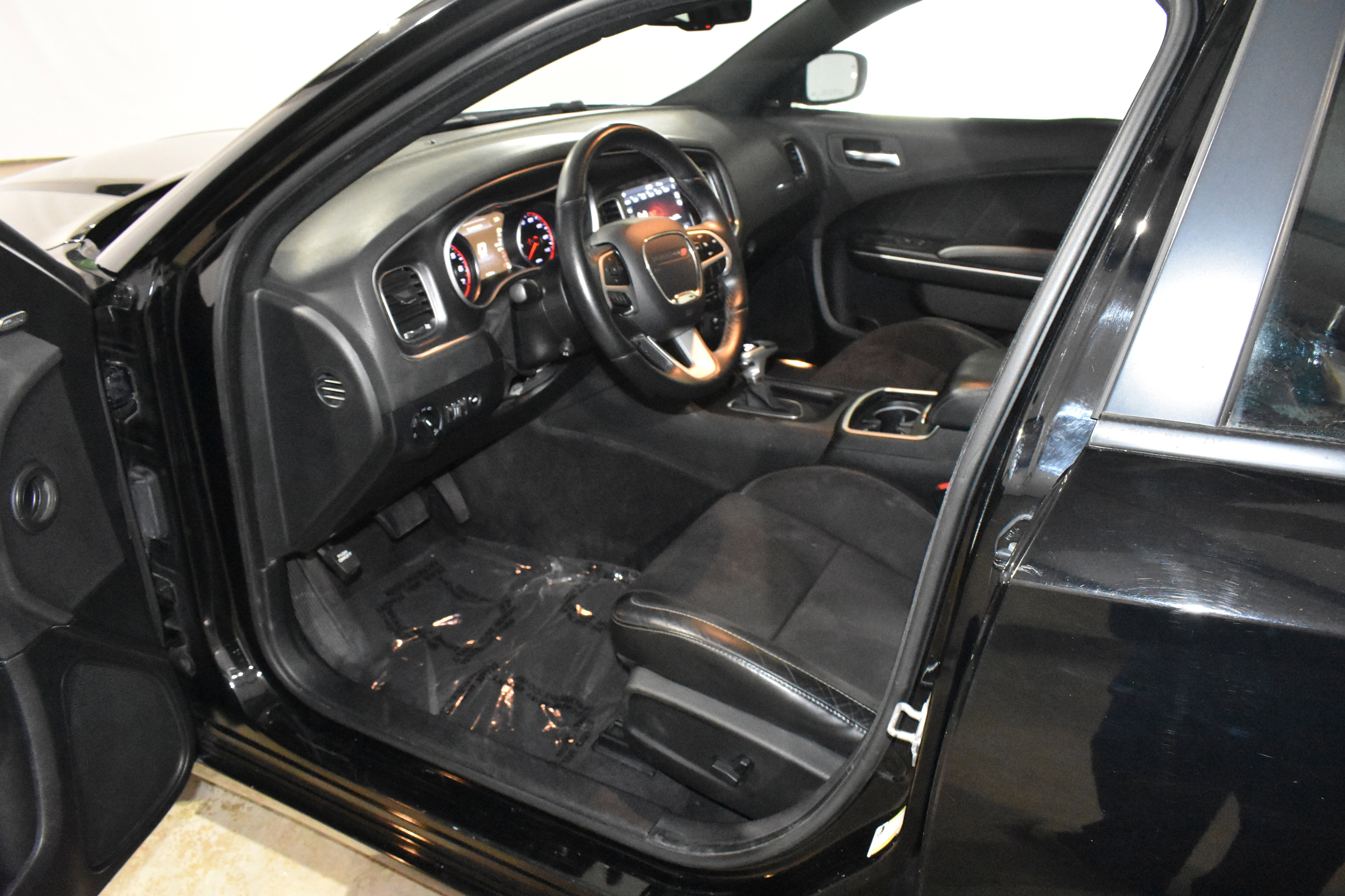 Used 2018 Dodge Charger GT AWD/4WD image 22