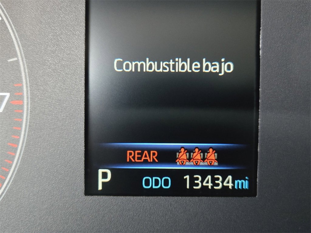 Used 2023 Toyota Corolla LE image 27