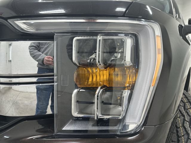 Used 2021 Ford F150 Lariat image 11