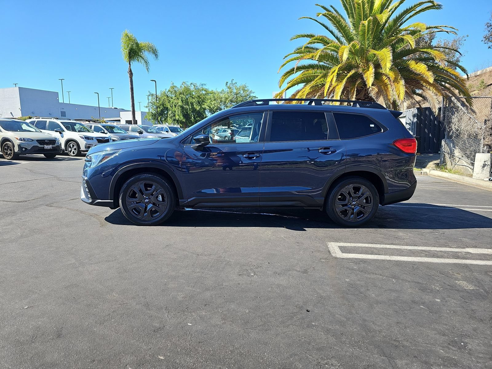 Used 2024 Subaru Ascent Onyx Edition Limited AWD/4WD image 4