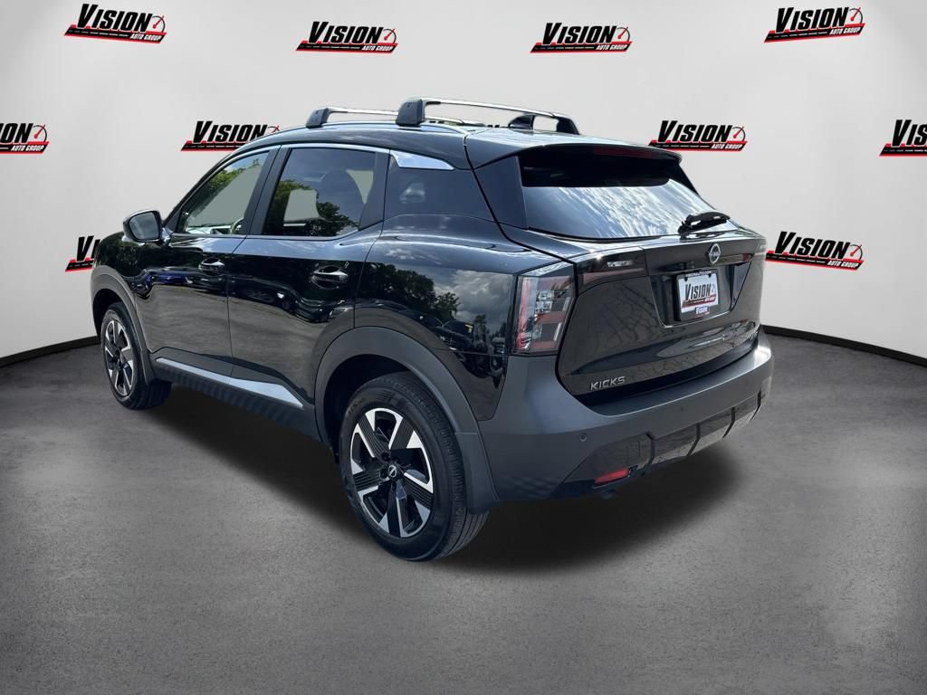 Used 2025 Nissan Kicks SV w/ SV Premium Package AWD/4WD image 3