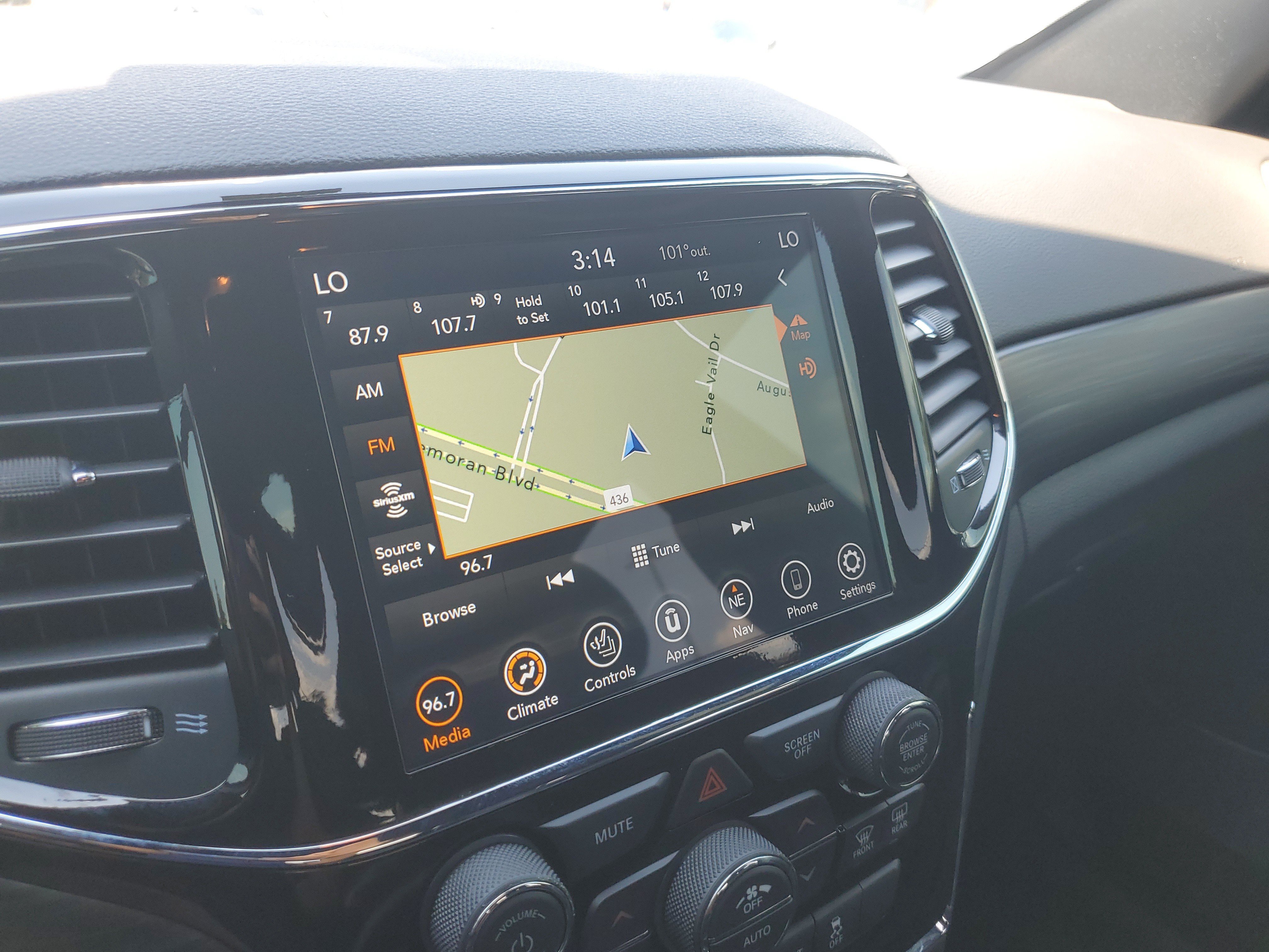 Used 2021 Jeep Grand Cherokee Laredo X RWD image 20