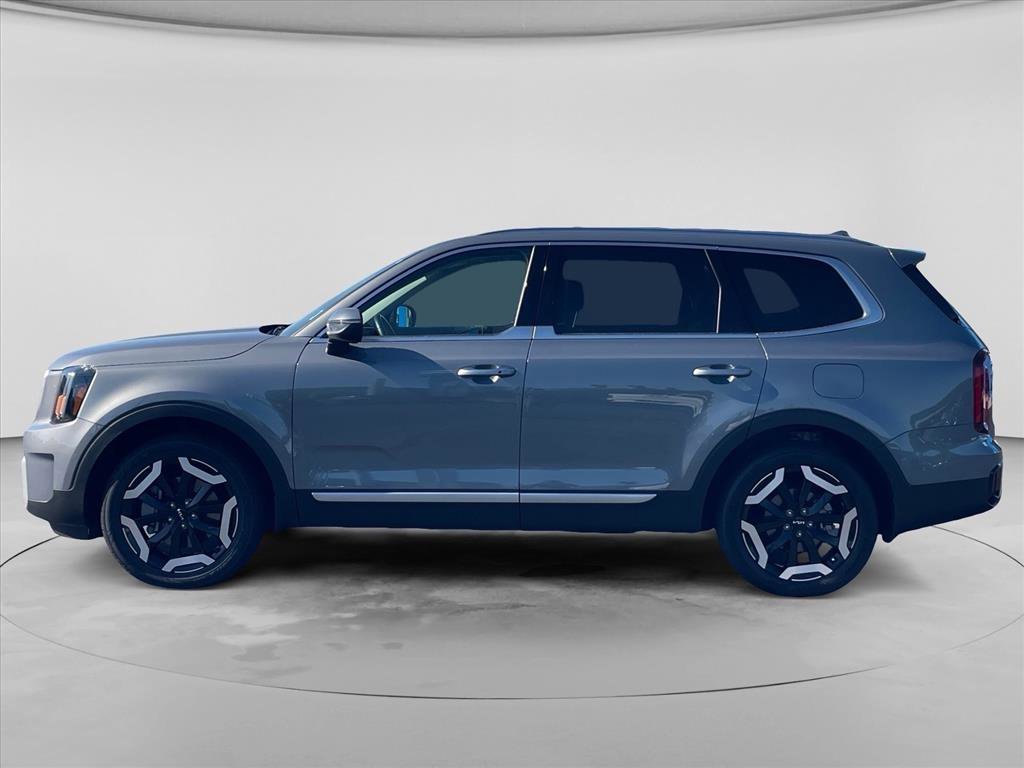 Used 2024 Kia Telluride S w/ S Sunroof Package FWD image 4