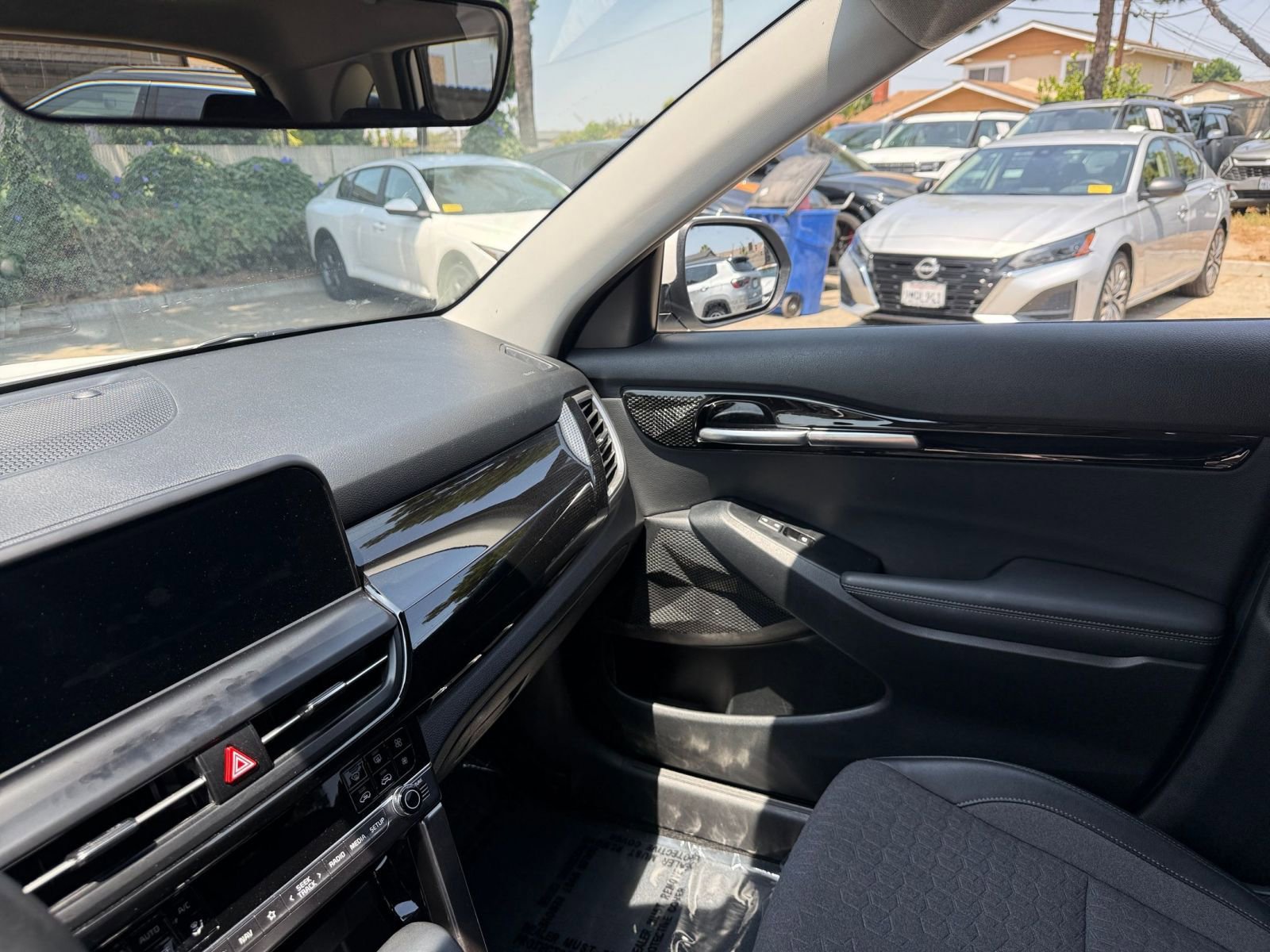 Used 2025 Kia Seltos S FWD image 33