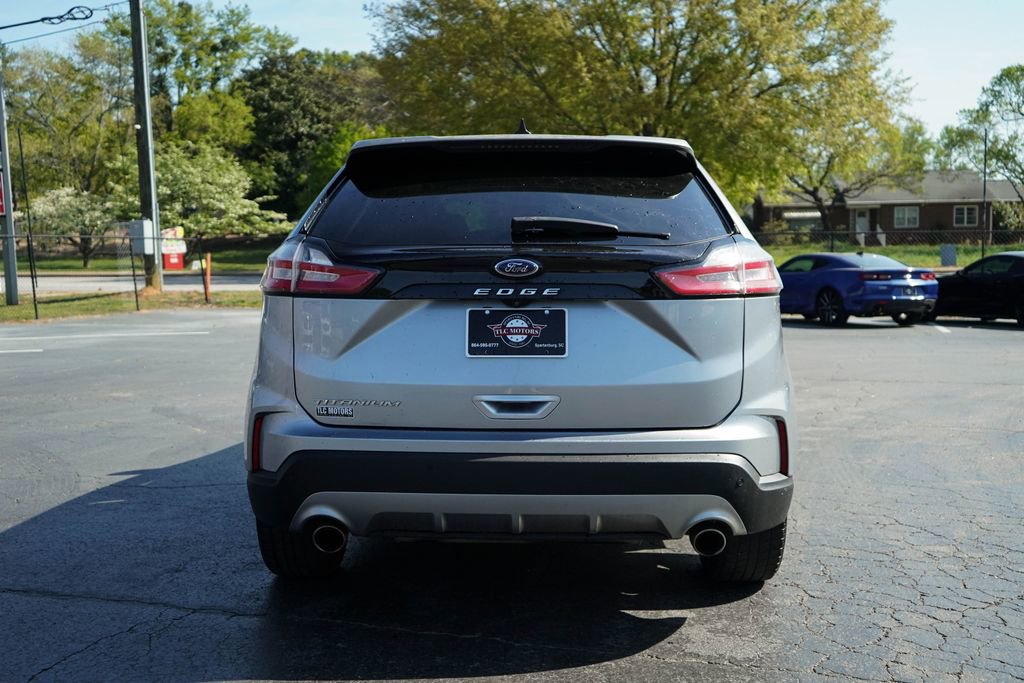Used 2021 Ford Edge Titanium FWD image 12
