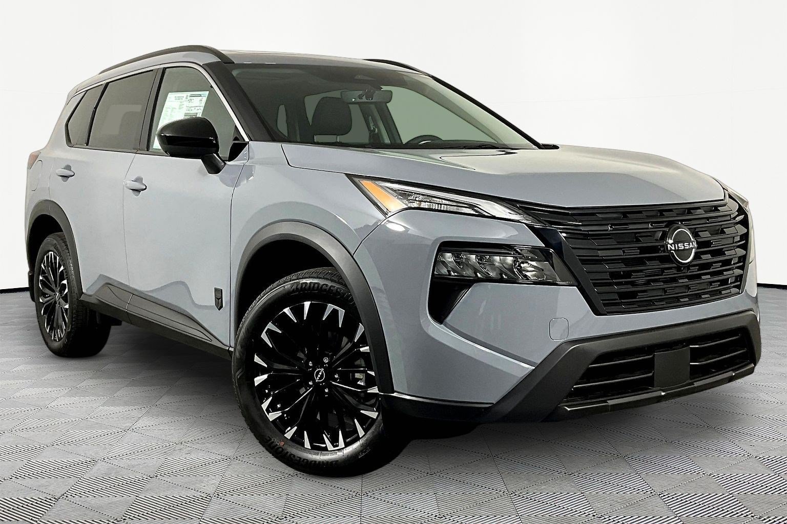 New 2026 Nissan Rogue Dark Armor AWD/4WD image 3