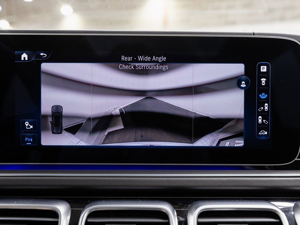 Used 2024 Mercedes-Benz Maybach GLS 600 4MATIC image 19