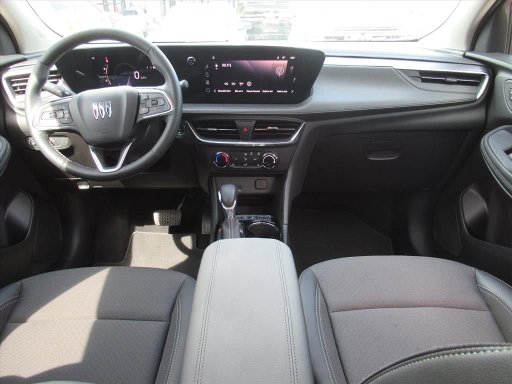 Used 2024 Buick Encore GX Preferred w/ Comfort Package image 12