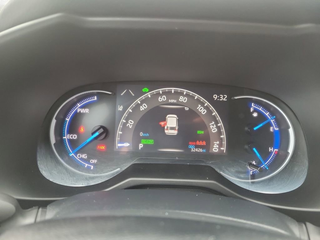 Used 2024 Toyota RAV4 XLE image 16