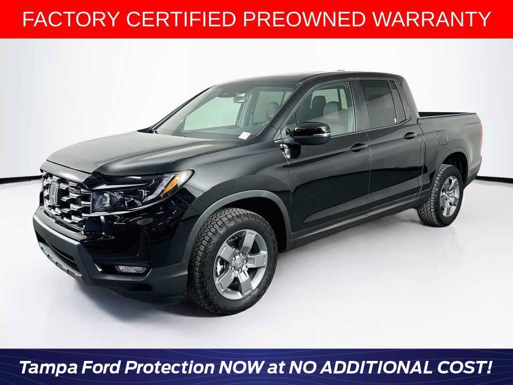 Used 2025 Honda Ridgeline TrailSport image 1