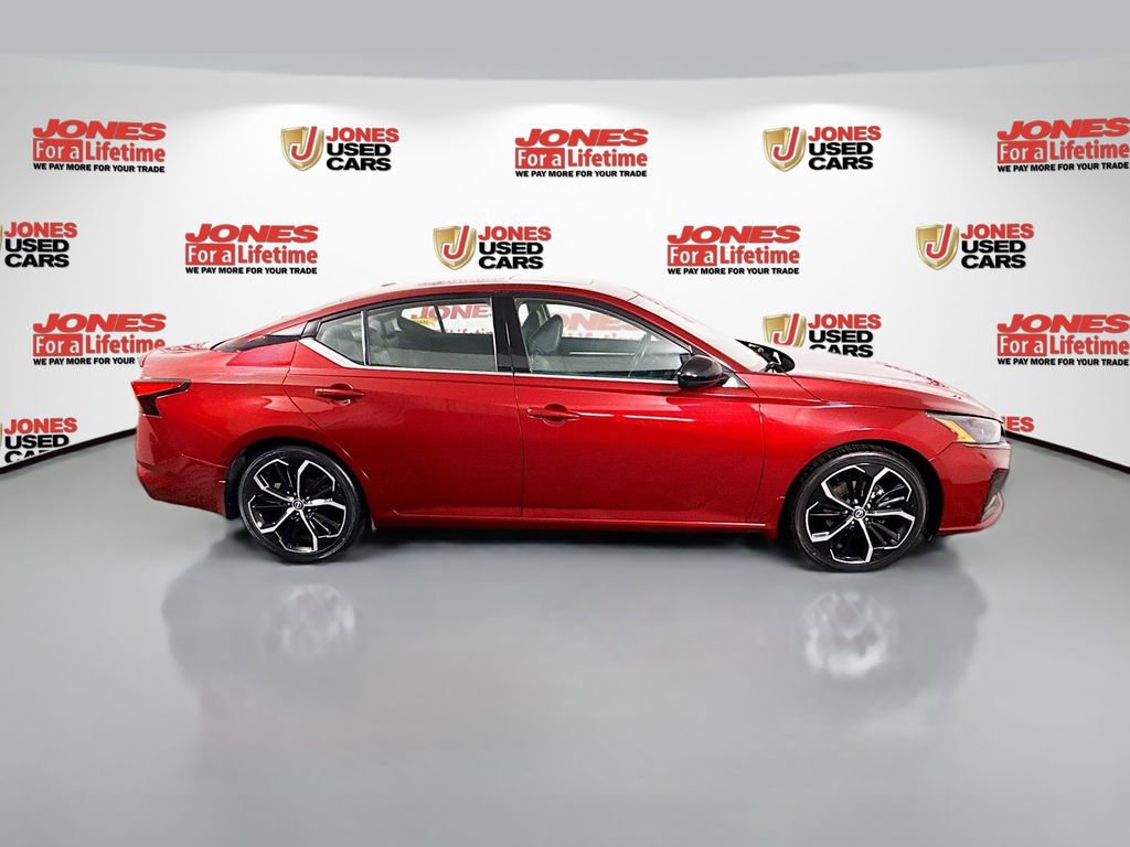 Certified 2023 Nissan Altima 2.5 SR w/ SR Premium Package FWD image 19