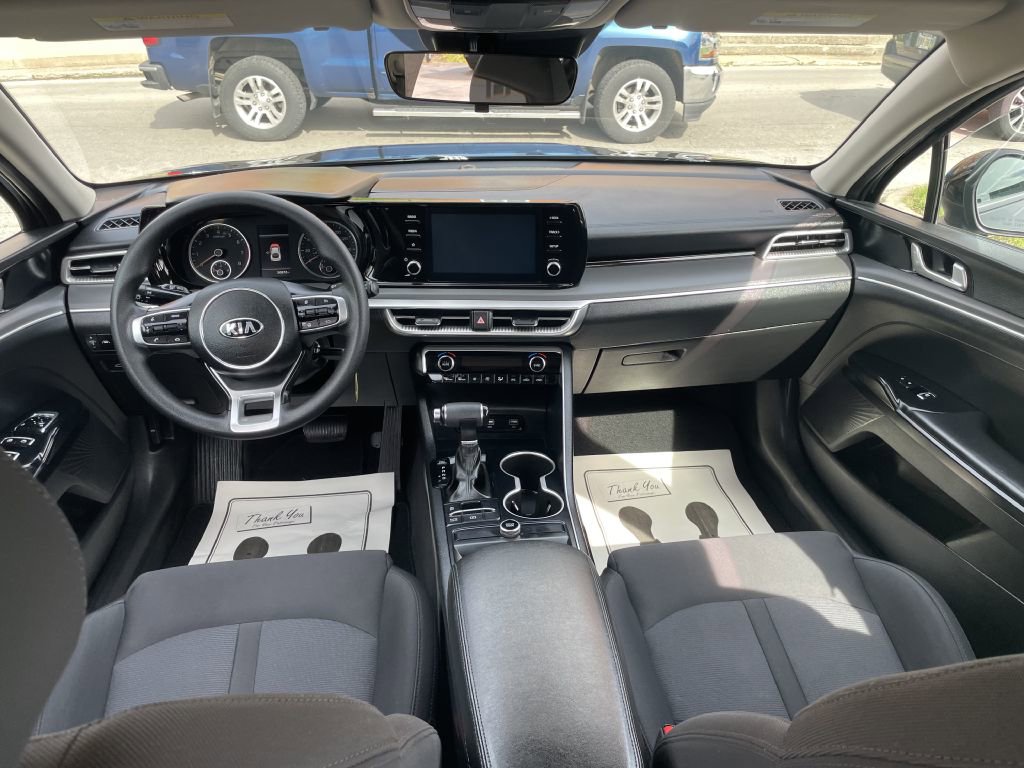 Used 2021 Kia K5 LX FWD image 11