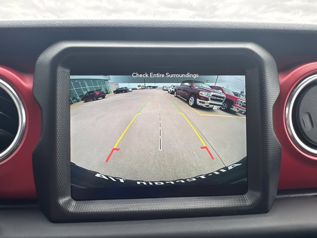 Used 2018 Jeep Wrangler Rubicon AWD/4WD image 7