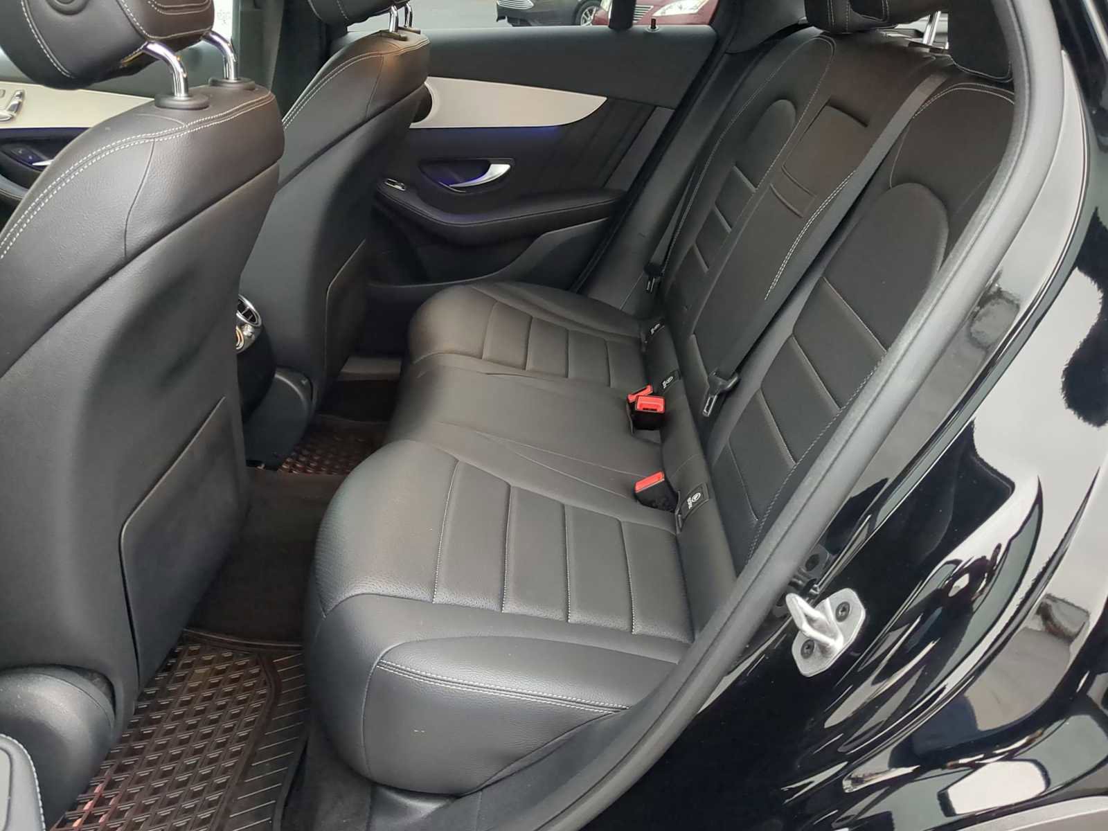 Used 2022 Mercedes-Benz GLC 300 4MATIC image 22