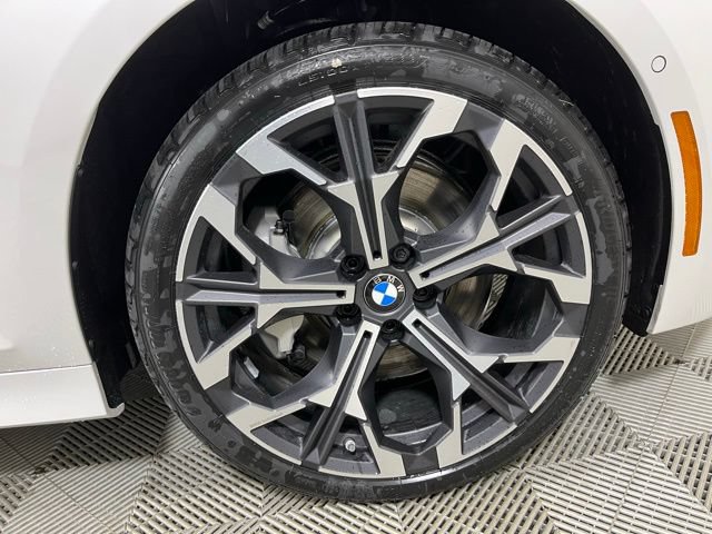New 2026 BMW 330i xDrive Sedan w/ Premium Package AWD/4WD image 19